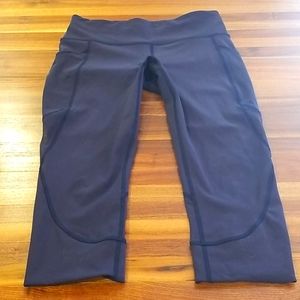 Lululemon capri leggings, Navy Blue, Size 6